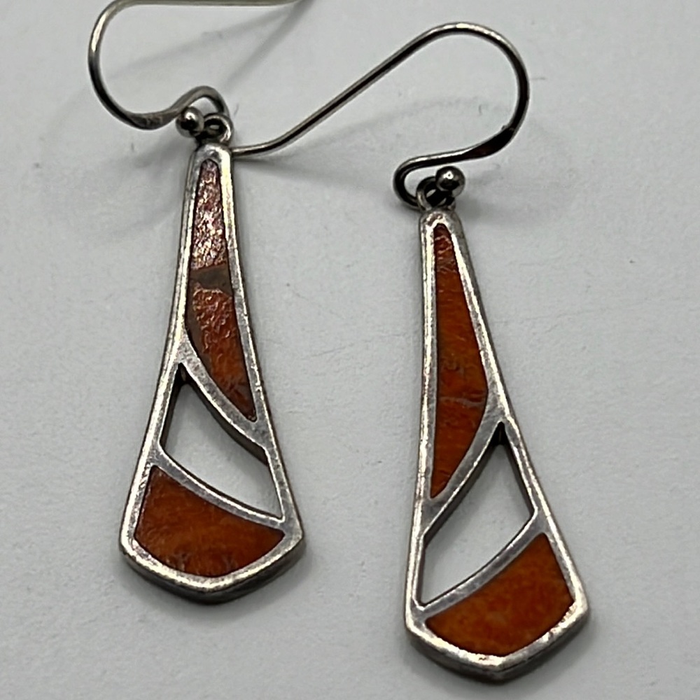 RED SPINY OYSTER AND STERLING SILVER INLAY EARRINGS
